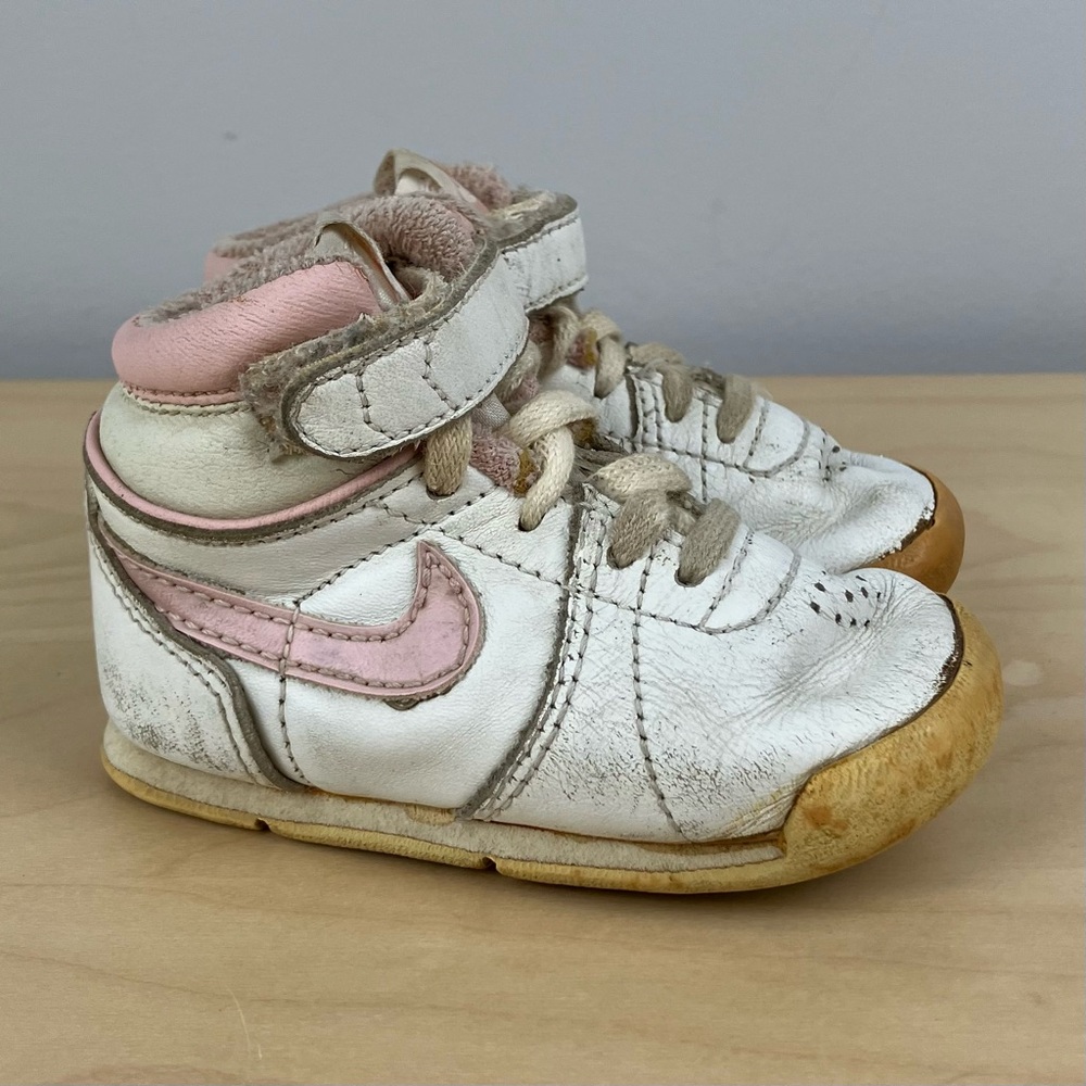 Vintage 80’s Nike Baby Infant Size 3.0 White & Pink Leather High Top Shoes